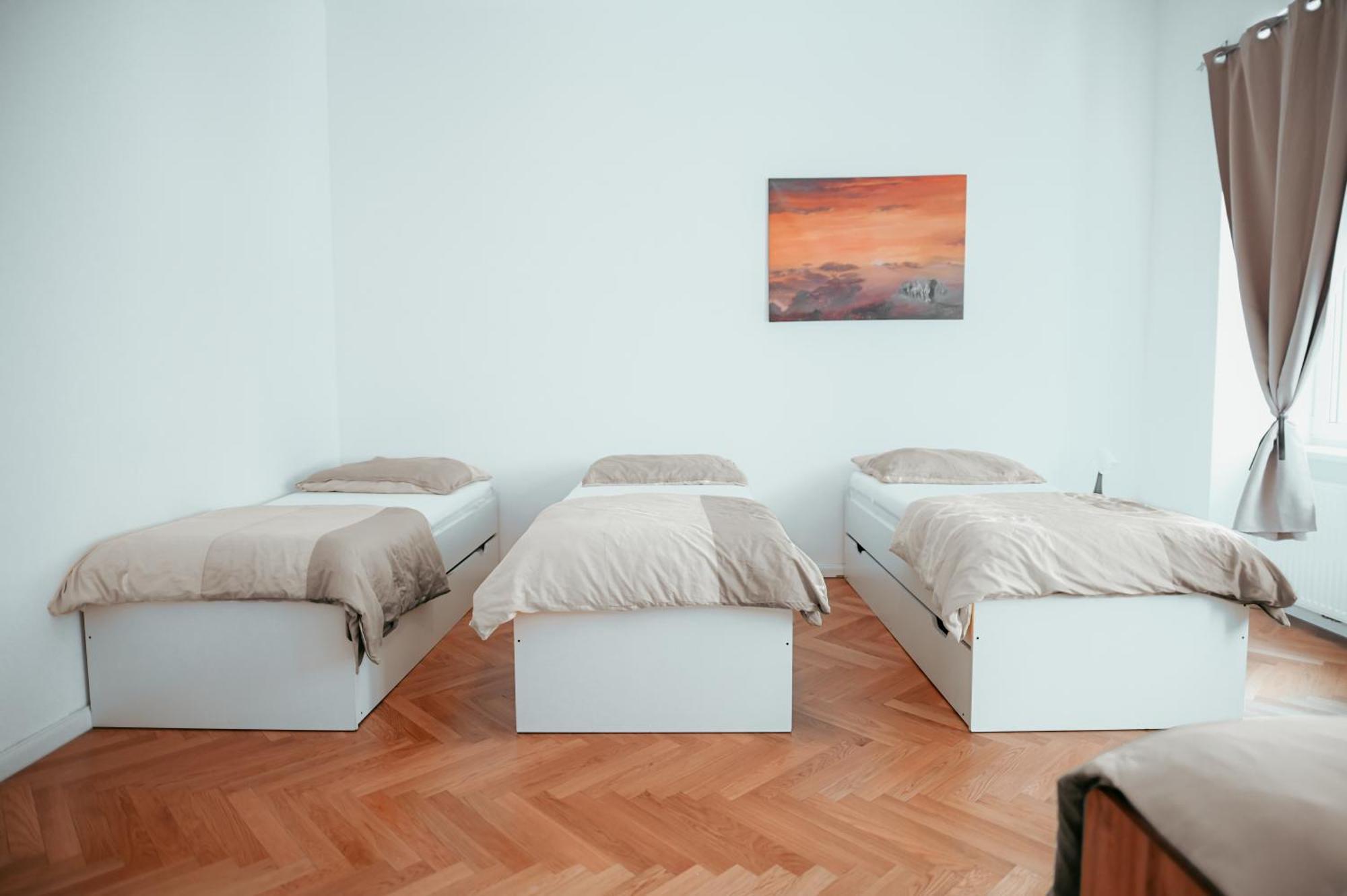 Raimond Apartment Ottakring Top 14 Vienna Exterior photo